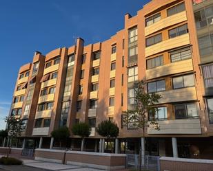 Exterior view of Flat for sale in Valladolid Capital  with Air Conditioner and Terrace