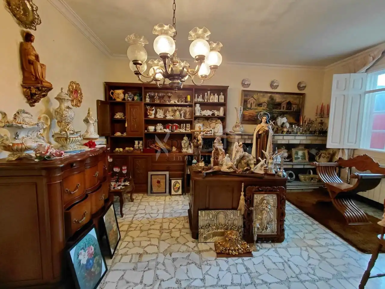 Sala d'estar de Casa o xalet en venda en Ribeira amb Calefacció i Moblat