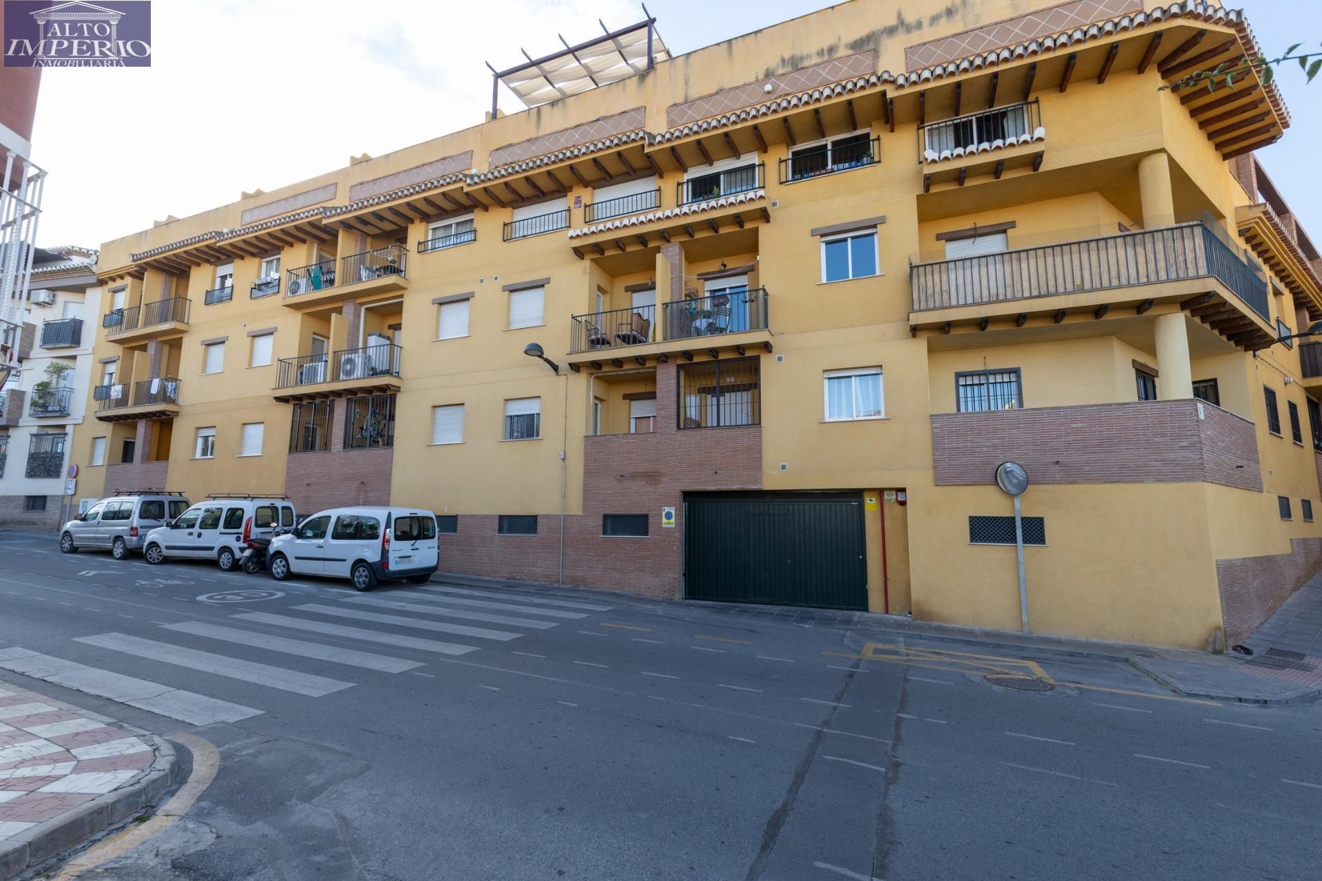 Exterior view of Flat for sale in La Zubia  with Air Conditioner, Terrace and Balcony