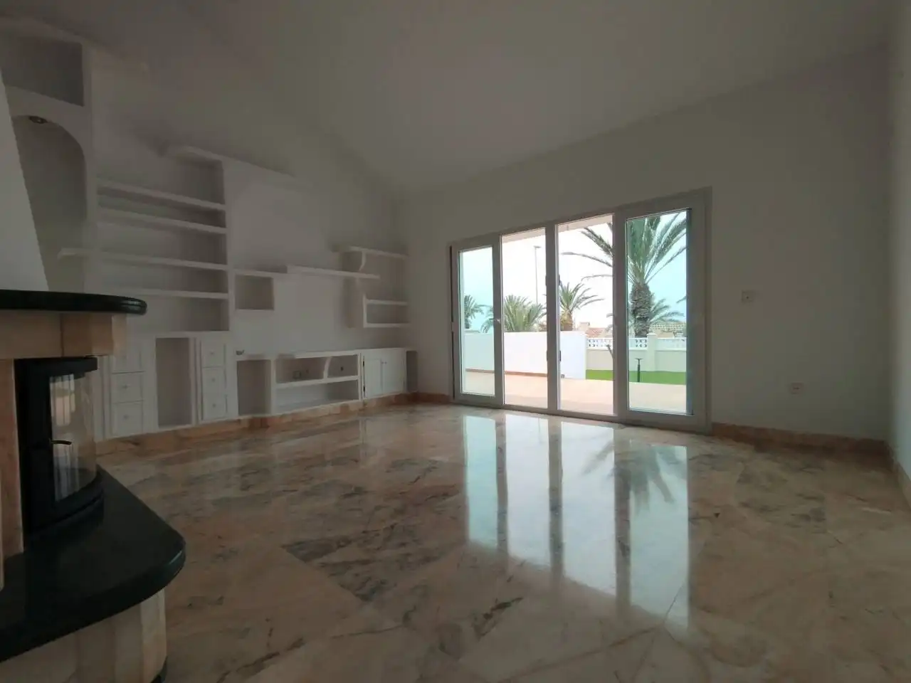 Sala de estar de Casa o chalet en venta en El Ejido con Aire acondicionado, Calefacción y Jardín privado