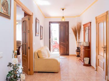 Casa amb balcó en venda a Cuevas Bajas