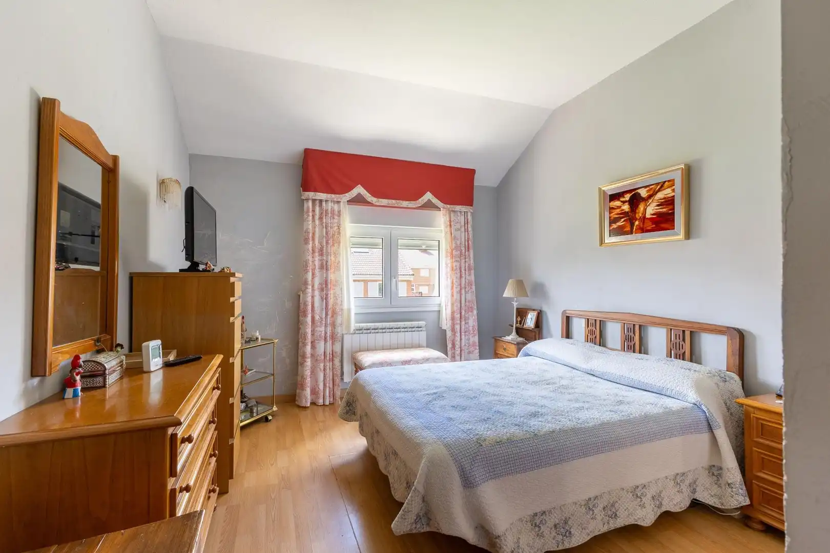 Casa adosada en venta en La Pizarra