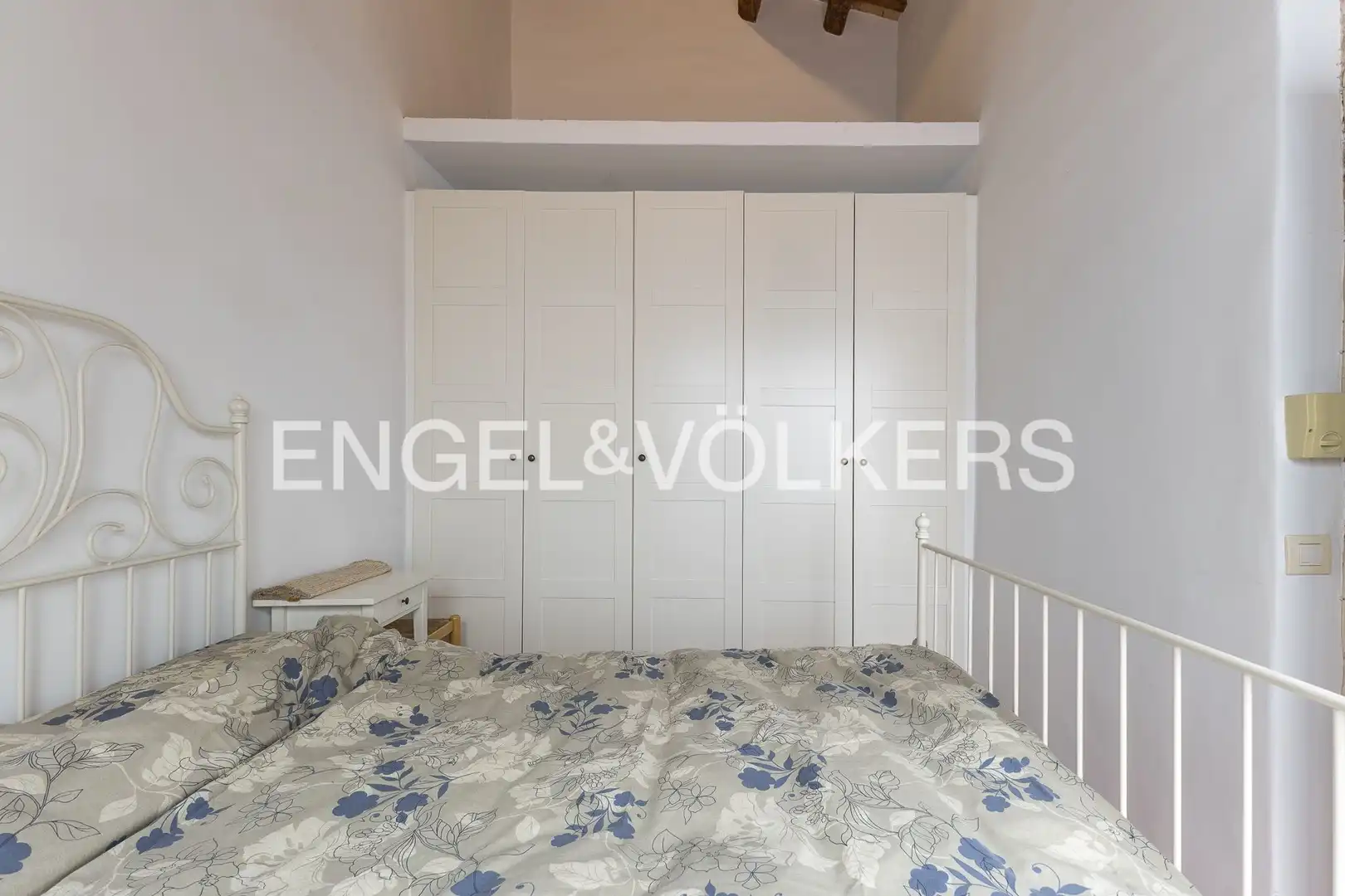 Habitación de Casa adosada en venta en Cubelles con Calefacción y Balcón