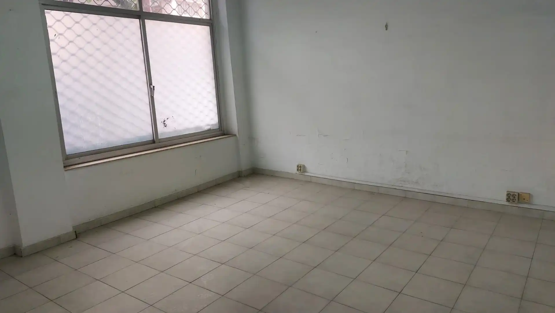 Local comercial en venda a Madrigal, imagen 6