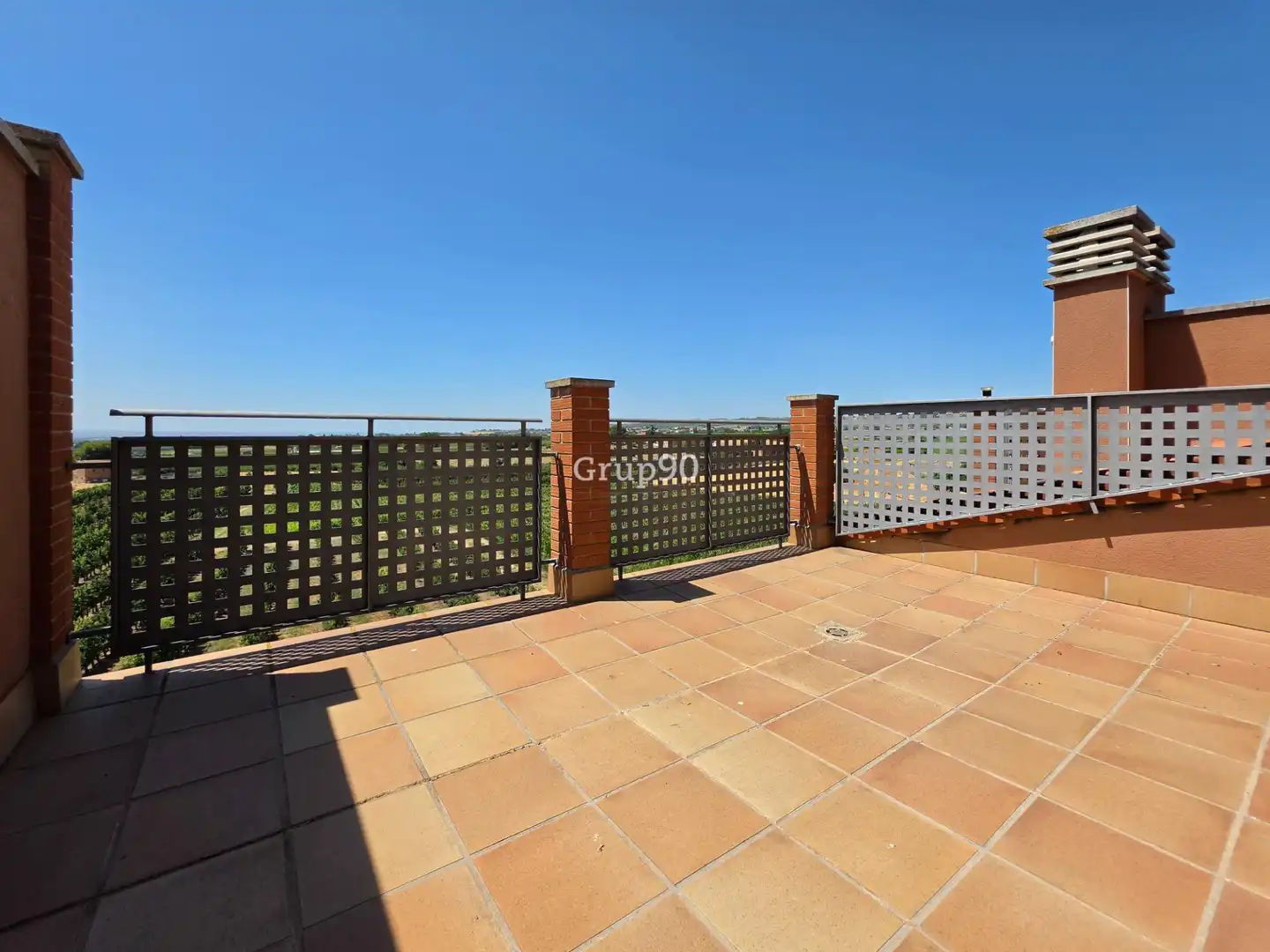 Terrassa de Casa adosada en venda en Vilanova de Segrià, Lleida