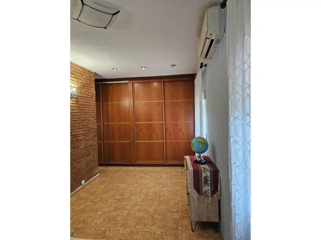 Casa o xalet en venda en Alicante / Alacant amb Aire condicionat, Calefacció i Jardí privat