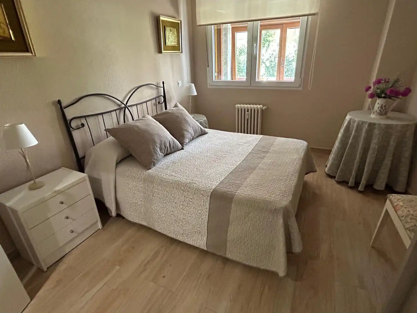 Dormitori de Apartament de lloguer en Valladolid amb Calefacció, Terrassa i Traster