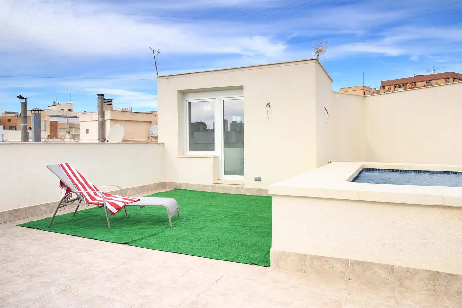 Terrassa de Àtic en venda en  Albacete Capital amb Calefacció, Terrassa i Piscina