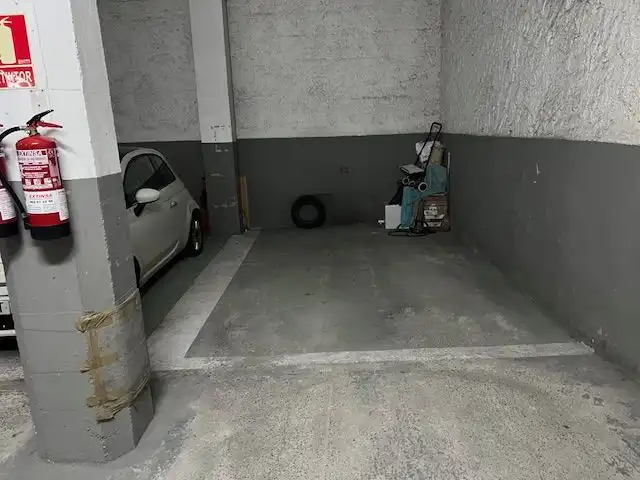 Moto de lloguer a 8 de narç 99