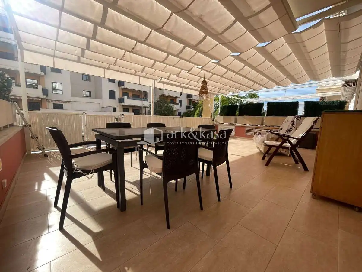Terrassa de Apartament de lloguer en Almenara, Castellón