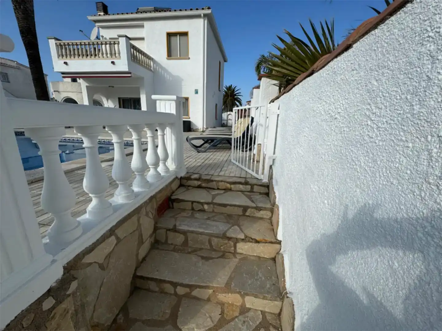 Terrassa de Casa o xalet en venda en Empuriabrava amb Aire condicionat, Piscina i Balcó