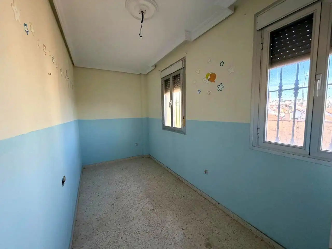 Dormitori de Dúplex en venda en Dos Hermanas
