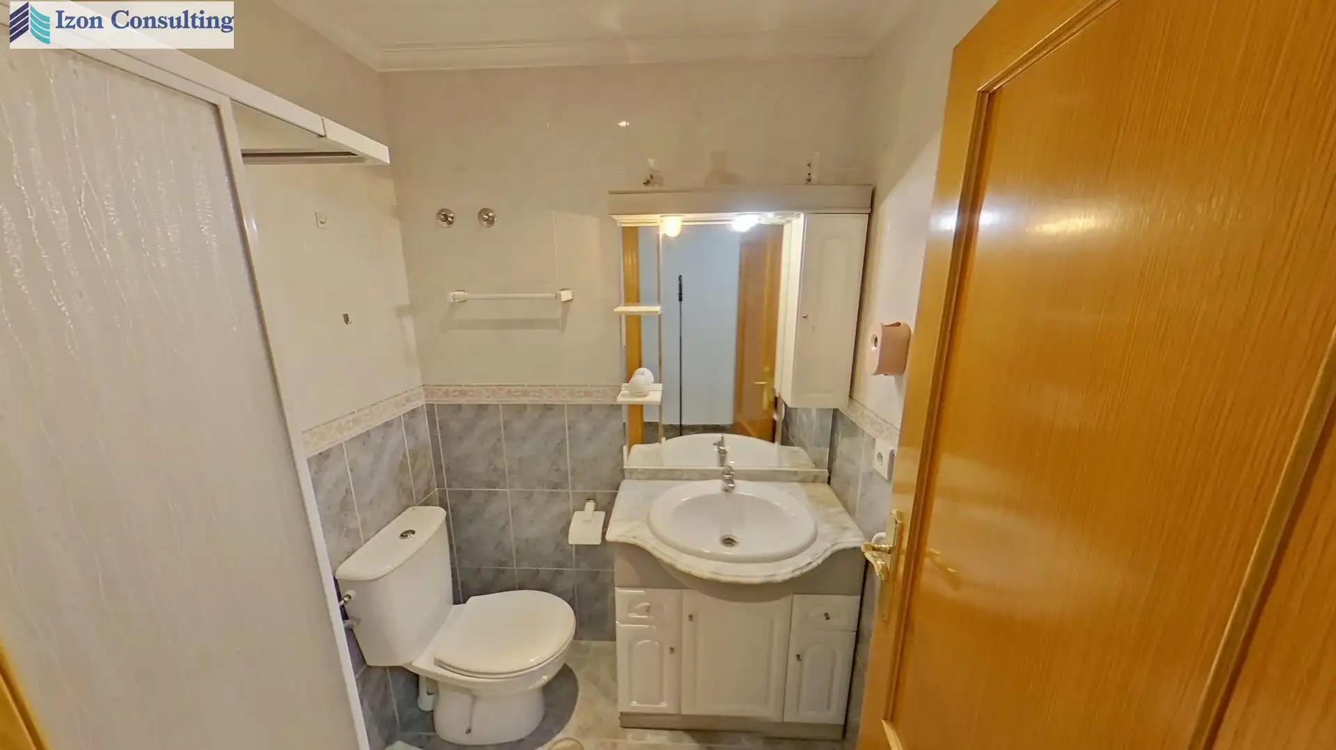 Baño de Piso en venta en Albacete con Calefacción y Trastero