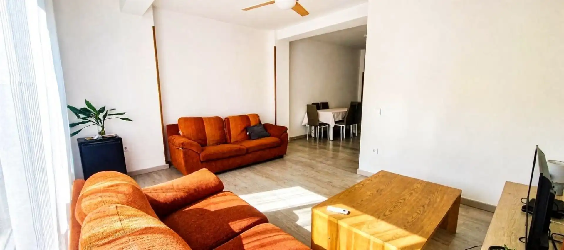 Sala d'estar de Dúplex en venda en Jarandilla de la Vera amb Moblat