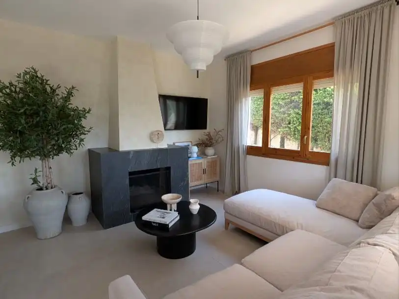 Casa amb jardí en venda a Carrer Ronda de Garbi 26, imagen 7