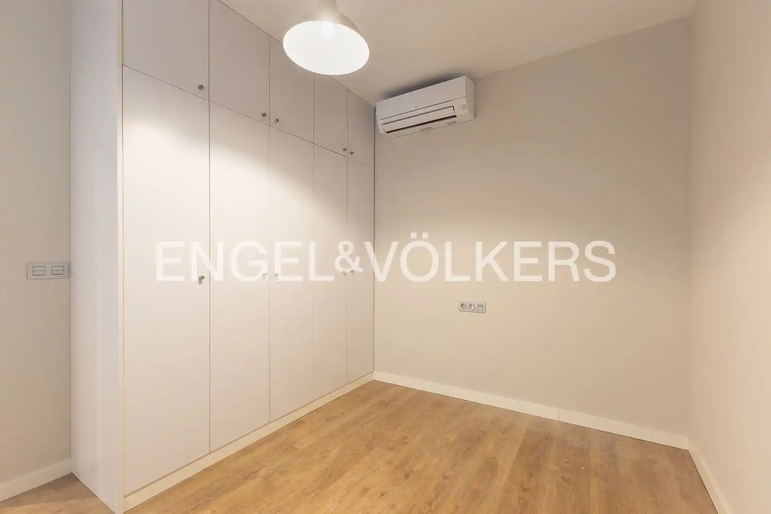 Piso de alquiler en Valencia con Aire acondicionado, Calefacción y Balcón