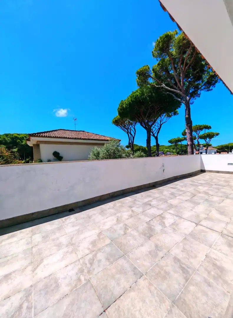 Terraza de Casa o chalet en venta en Chiclana de la Frontera con Aire acondicionado, Jardín privado y Terraza