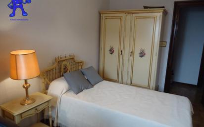 Bedroom of Flat to rent in Salamanca Capital  with Heating, Terrace and Furnished