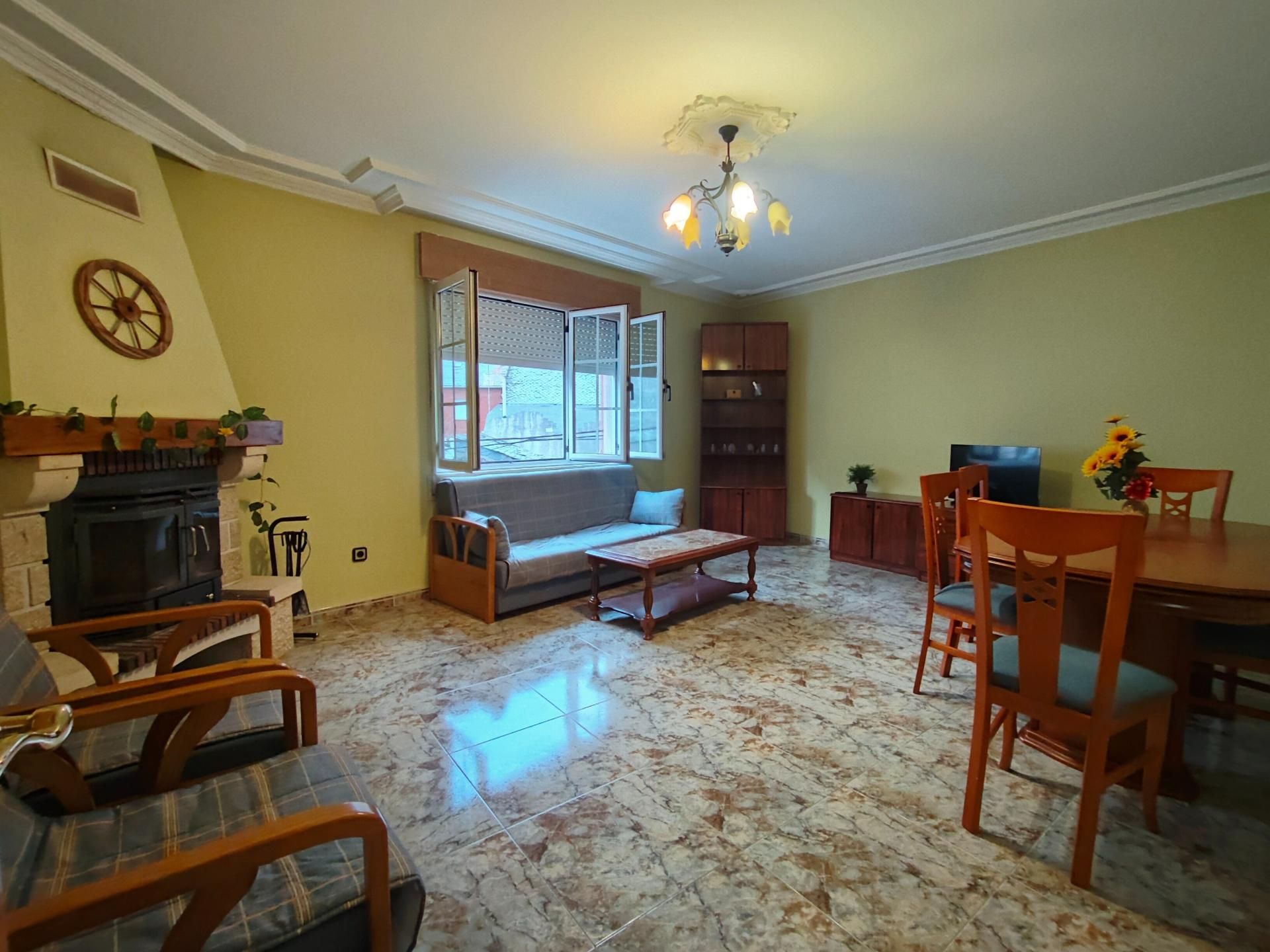 Living room of Flat for sale in Toreno  with Heating