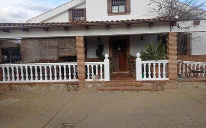 Vista exterior de Finca rústica en venda en  Córdoba Capital amb Aire condicionat i Piscina