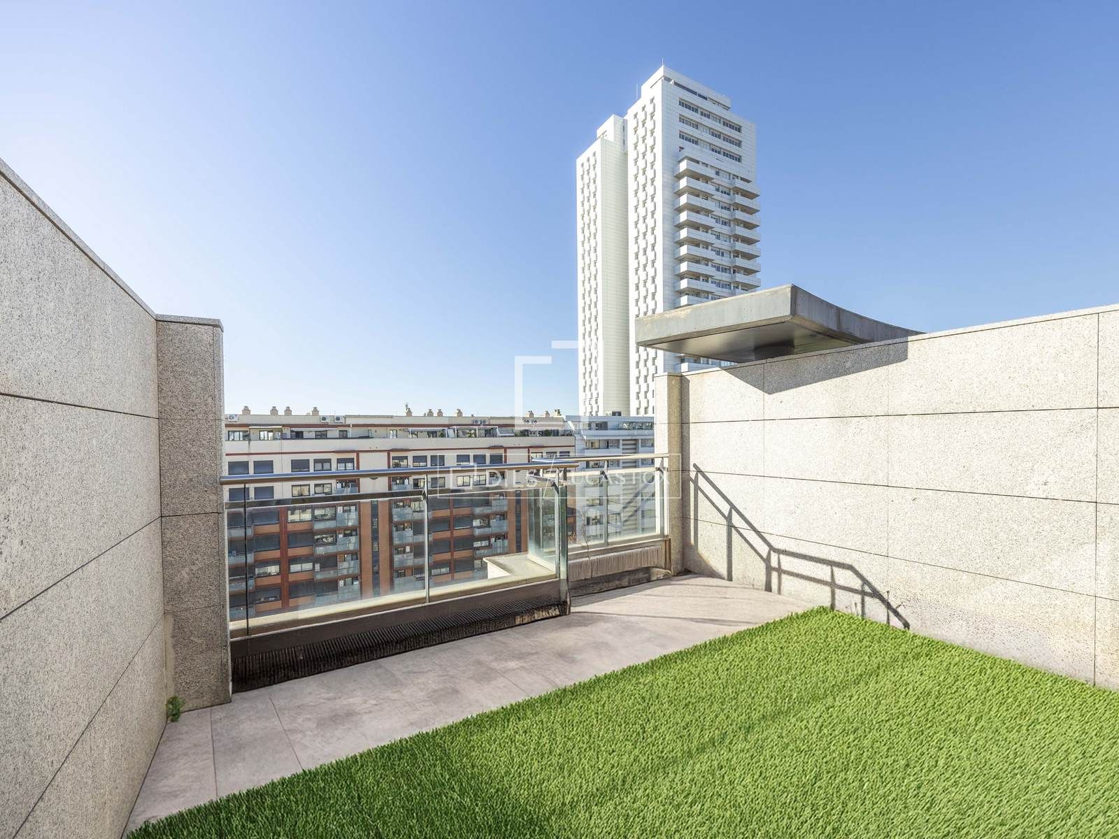 Terraza de Ático en venta en  Valencia Capital con Aire acondicionado, Calefacción y Terraza