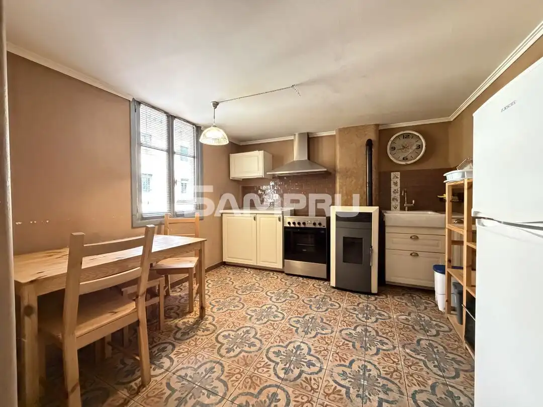 Cocina de Piso en venta en Arrasate / Mondragón con Calefacción y Amueblado