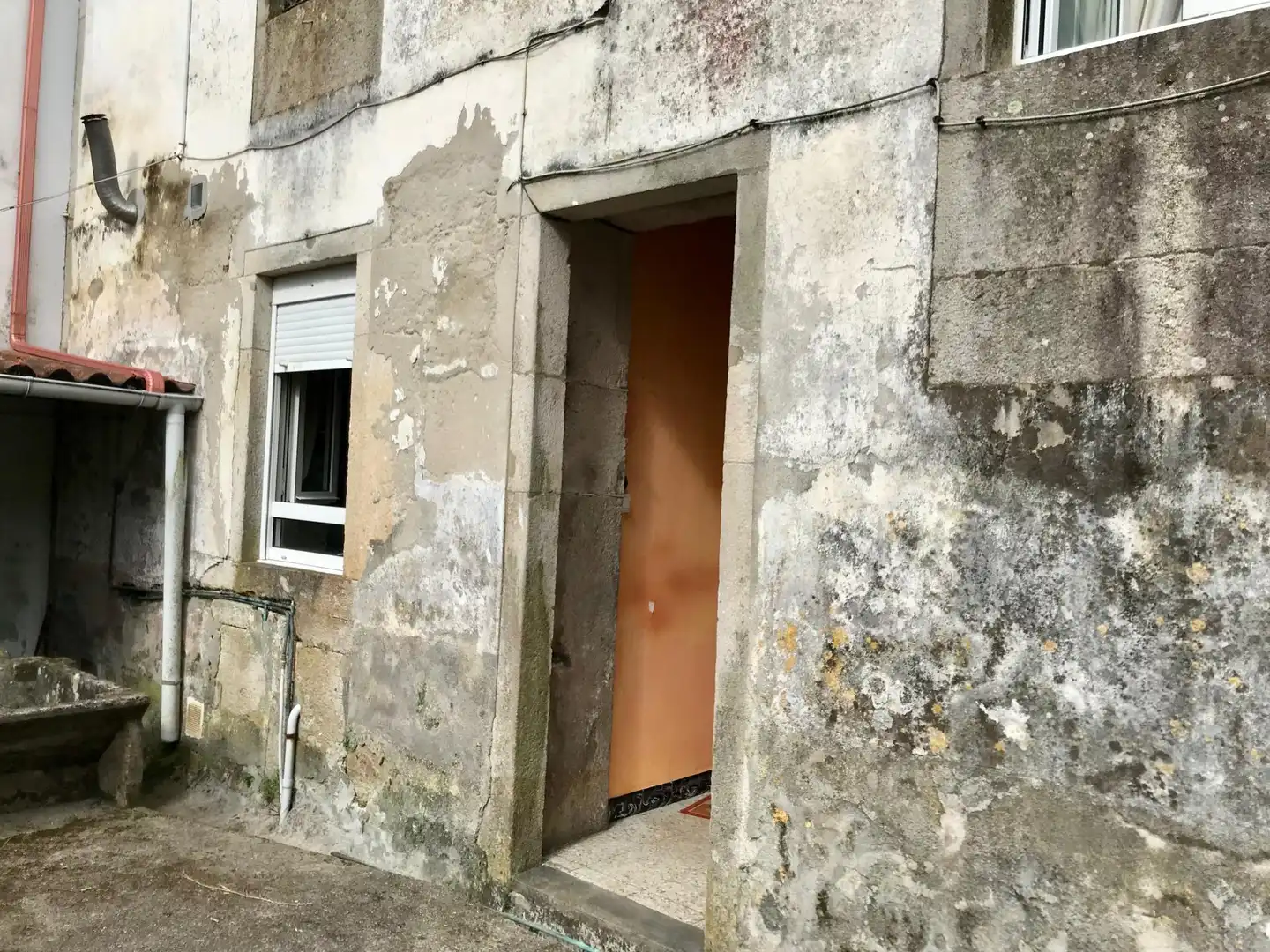 Vista exterior de Casa adosada en venta en Outes con Terraza y Balcón