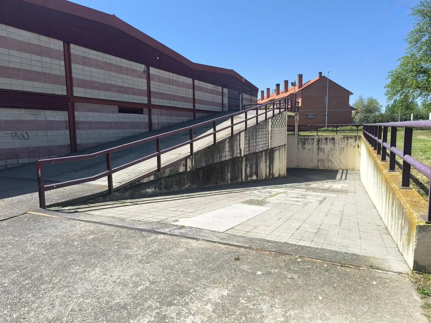 Garage zum Verkauf in Laguna de Duero