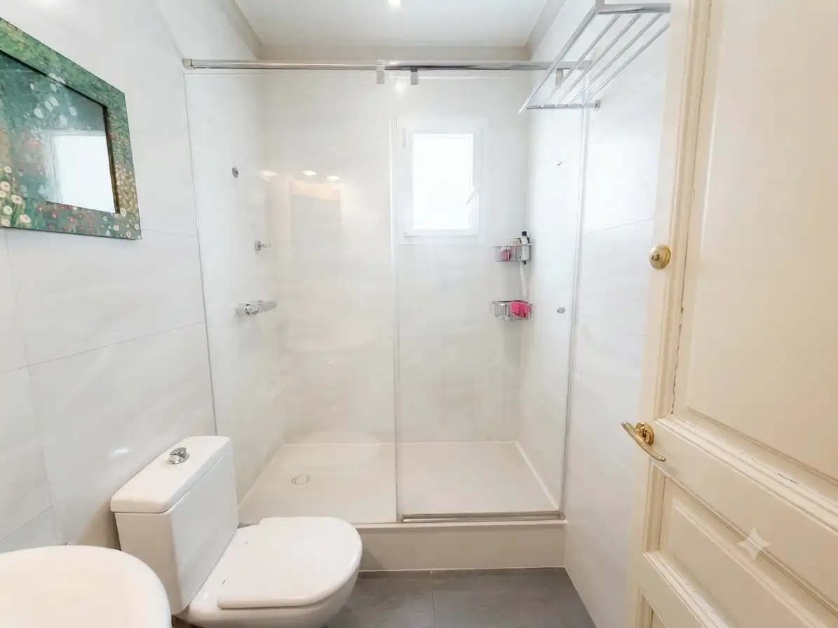 Flat for sale in de Roger de Llúria, Dreta de l'Eixample