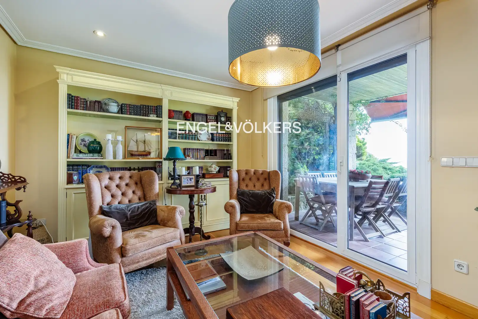 Sala de estar de Finca rústica en venta en Nigrán con Calefacción