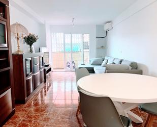 Living room of Flat to rent in  Madrid Capital  with Air Conditioner, Heating and Terrace