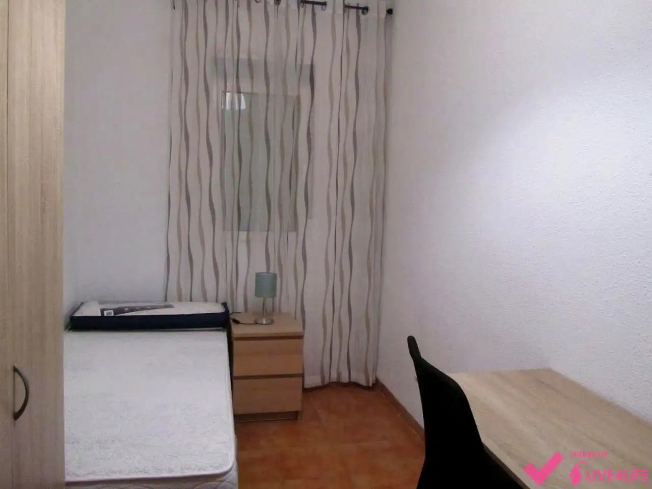 Bedroom of Flat for rent in Valencia  with Terrace and Furnished