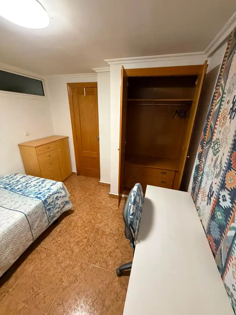 Habitación de Piso para compartir en Valencia