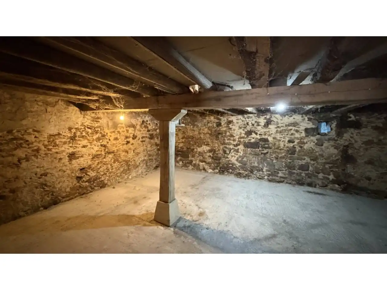 Casa o xalet en venda en Merindad de Sotoscueva amb Jardí privat i Terrassa