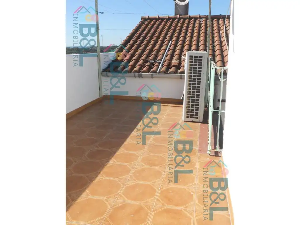 Terrassa de Local en venda en Rosal de la Frontera amb Aire condicionat