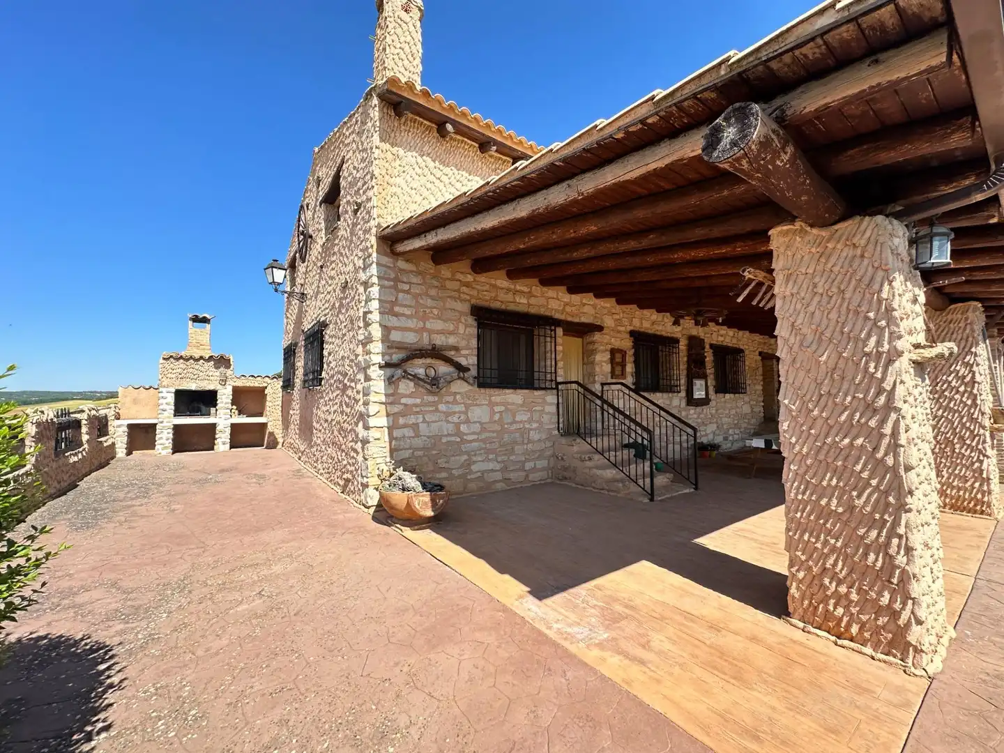 Exterior view of Houses for sale in Villar de Olalla  with Air Conditioner, Heating and Private garden