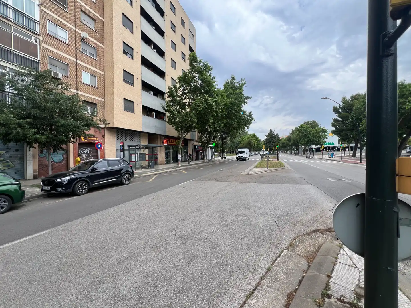 Gewerbefläche zur Miete in Avenida de San Juan de la Peña, imagen 13
