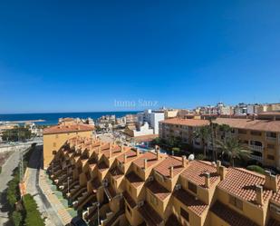 Vista exterior de Pis en venda en El Campello amb Aire condicionat, Terrassa i Moblat