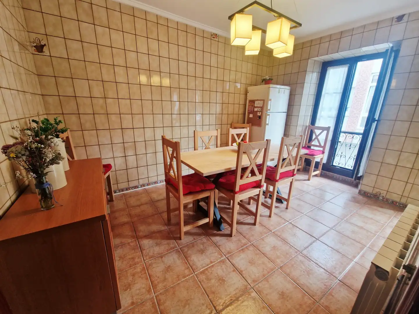 Comedor de Casa adosada en venta en Soto del Barco con Calefacción y Terraza