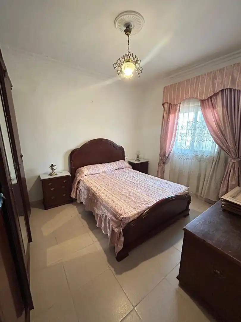 Habitación de Casa o chalet en venta en Utrera
