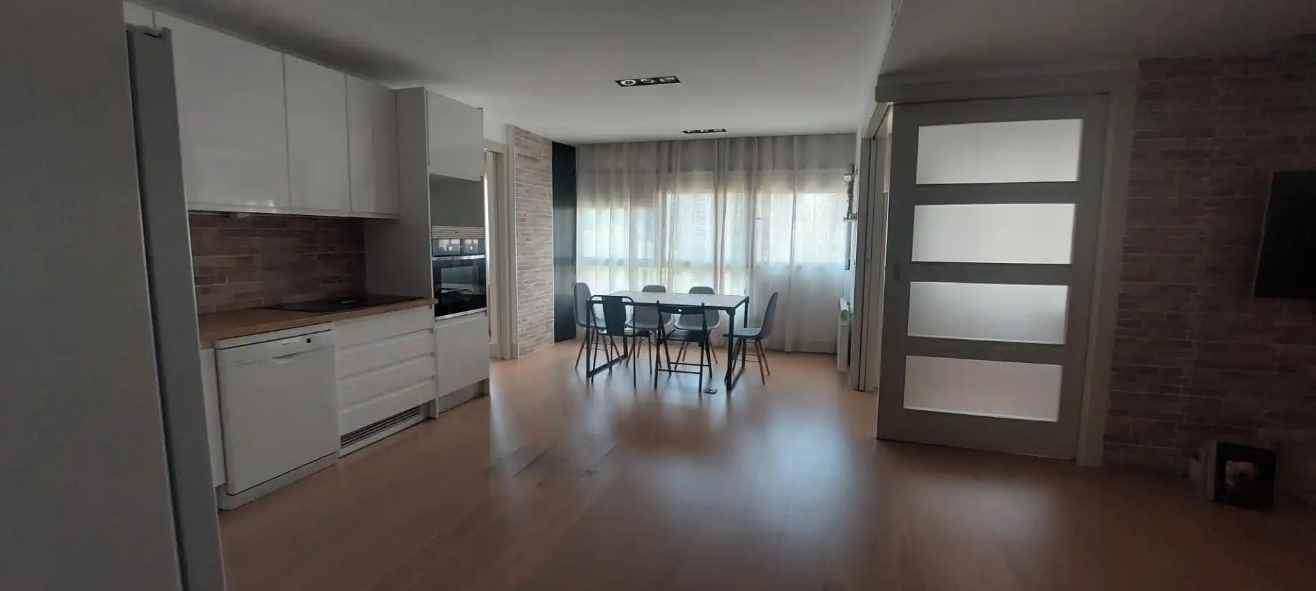 Menjador de Apartament de lloguer en Murcia amb Aire condicionat, Calefacció i Moblat