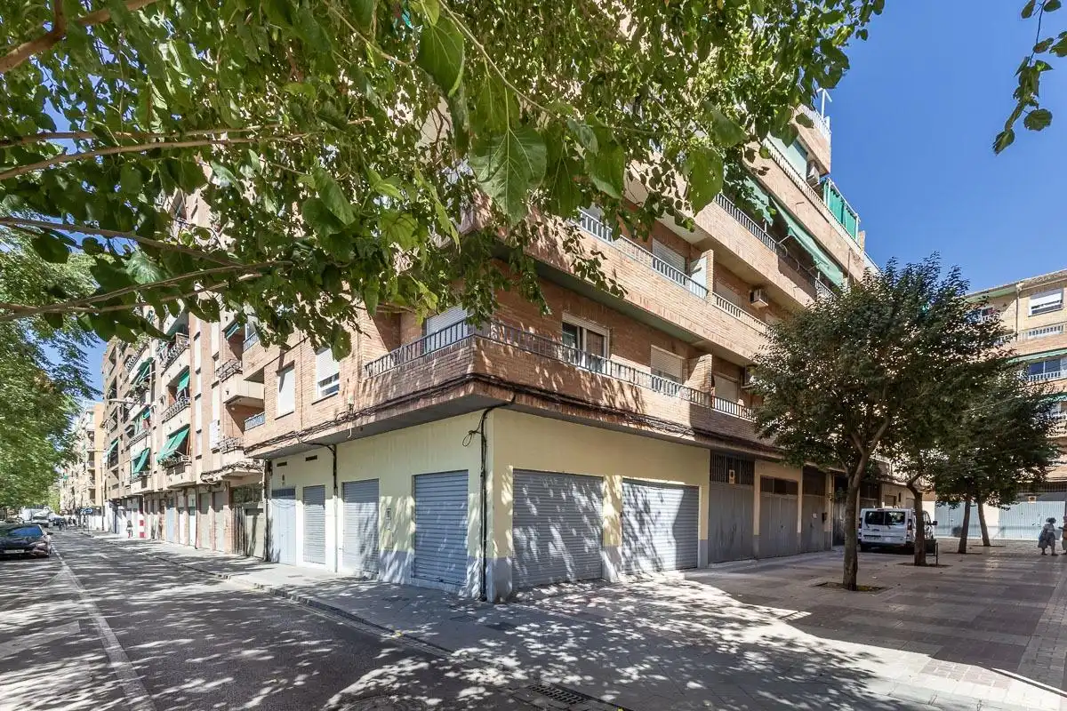Flat with lift to rent in Beiro, imagen 26