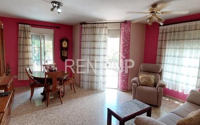 Living room of Flat for sale in Xàtiva  with Air Conditioner and Balcony