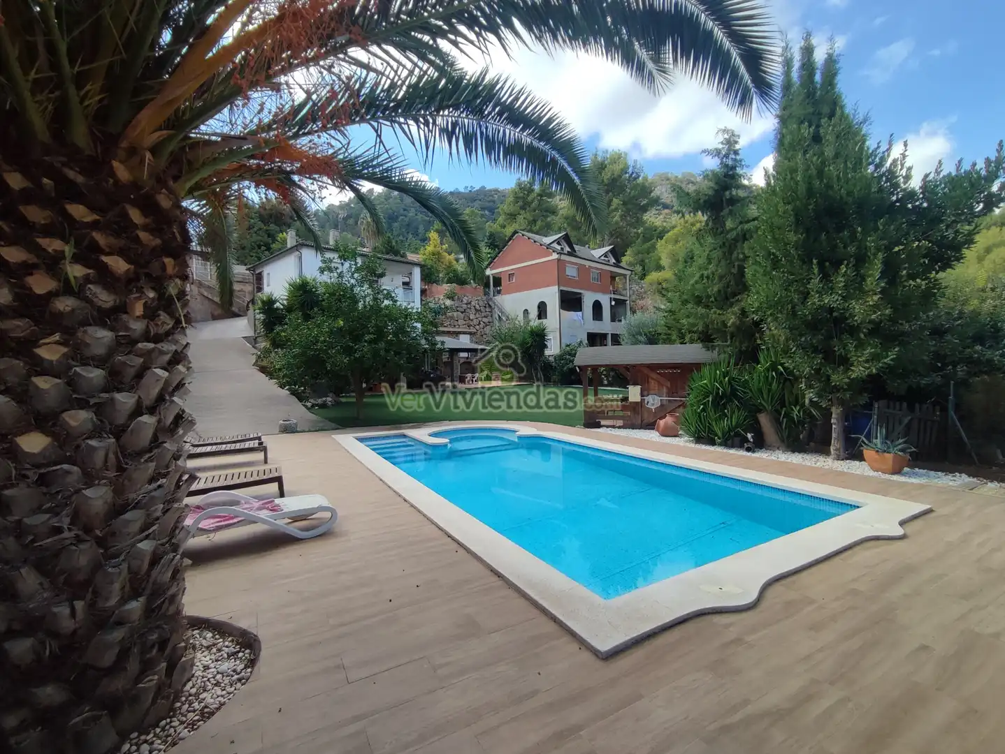 Swimming pool of Houses for sale in Vallirana, Barcelona