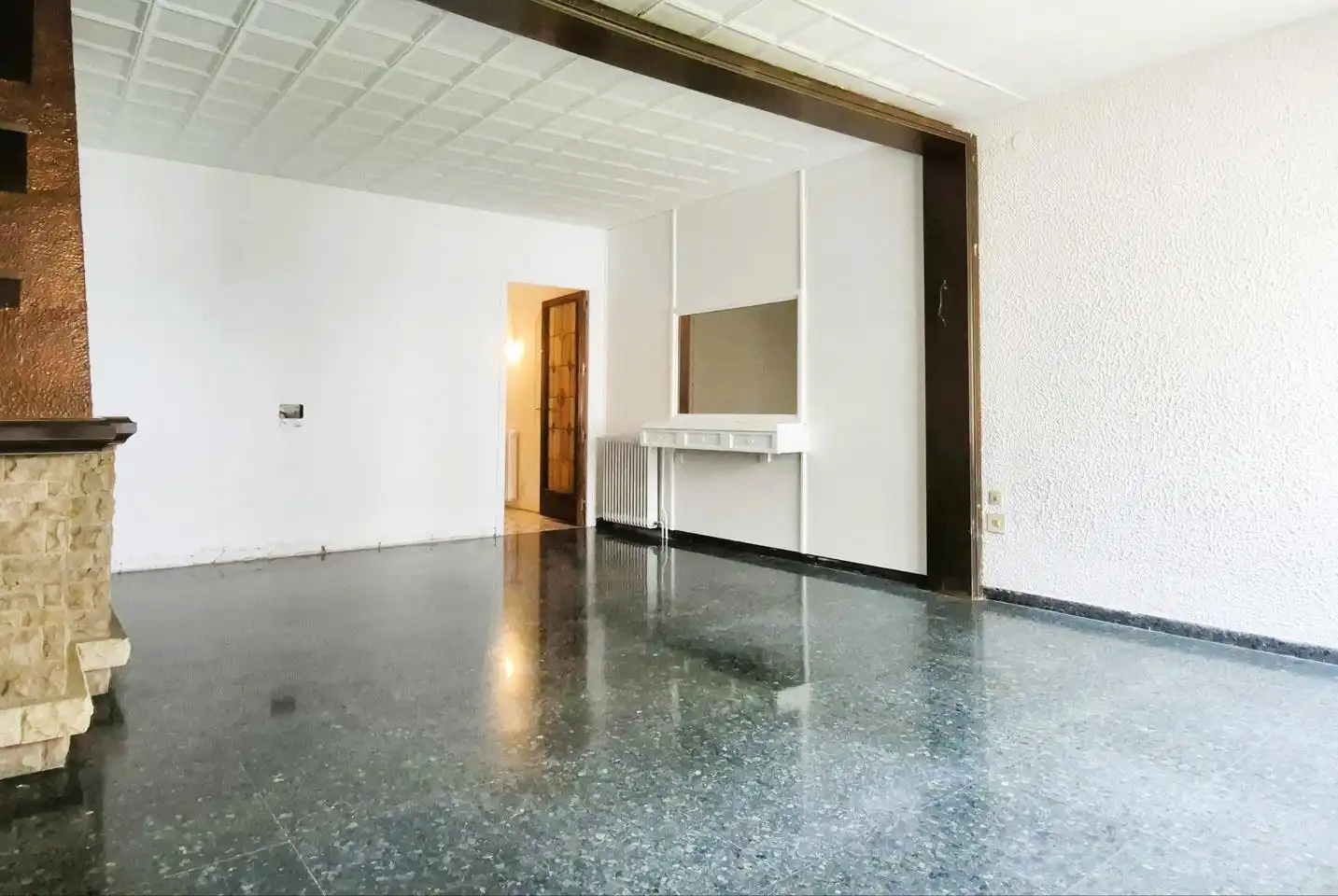 Piso en venta en Terrassa con Calefacción y Balcón