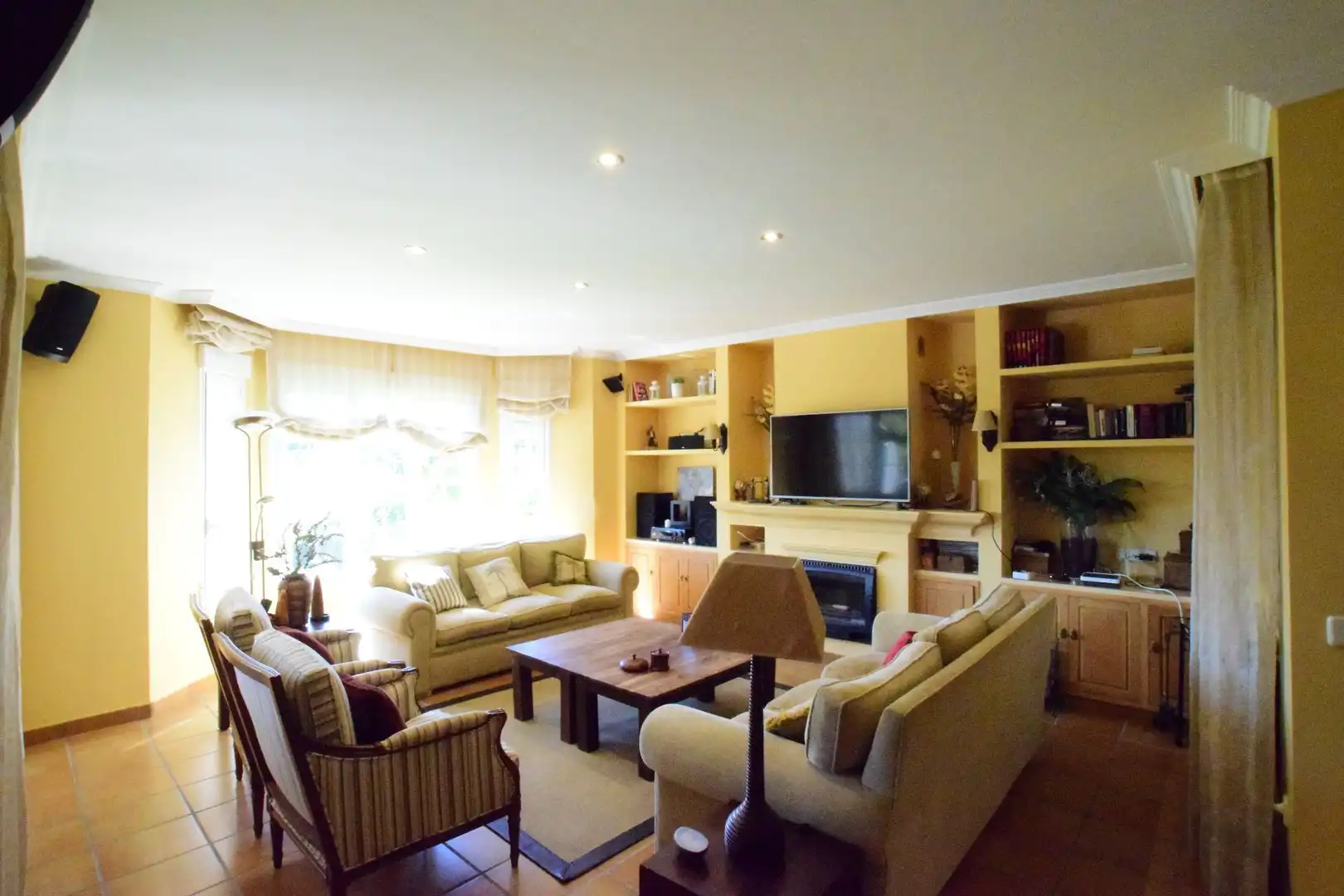 Sala de estar de Casa o chalet de alquiler en Soto del Real con Calefacción, Jardín privado y Amueblado