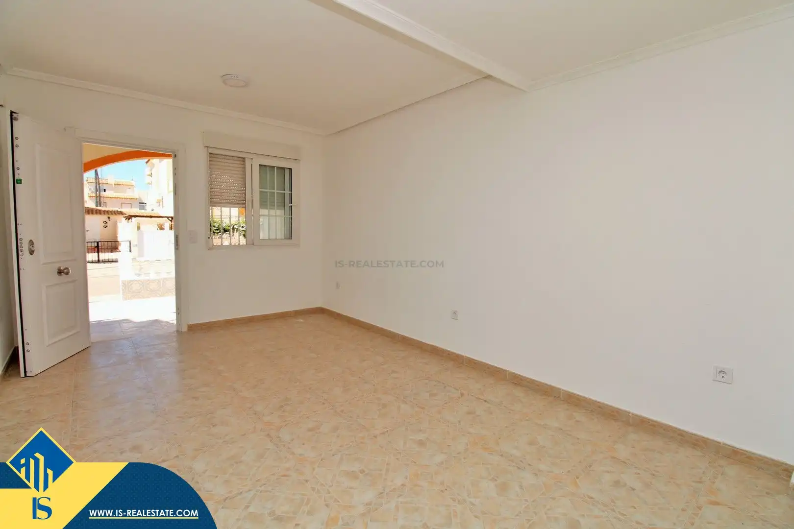 Casa o xalet en venda en Orihuela amb Jardí privat, Terrassa i Moblat