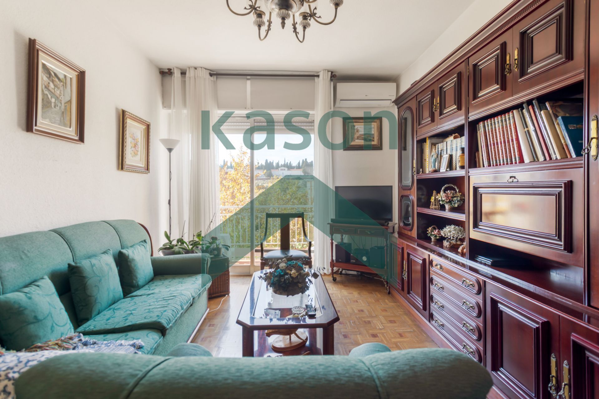 Living room of Flat for sale in  Madrid Capital  with Air Conditioner, Heating and Terrace