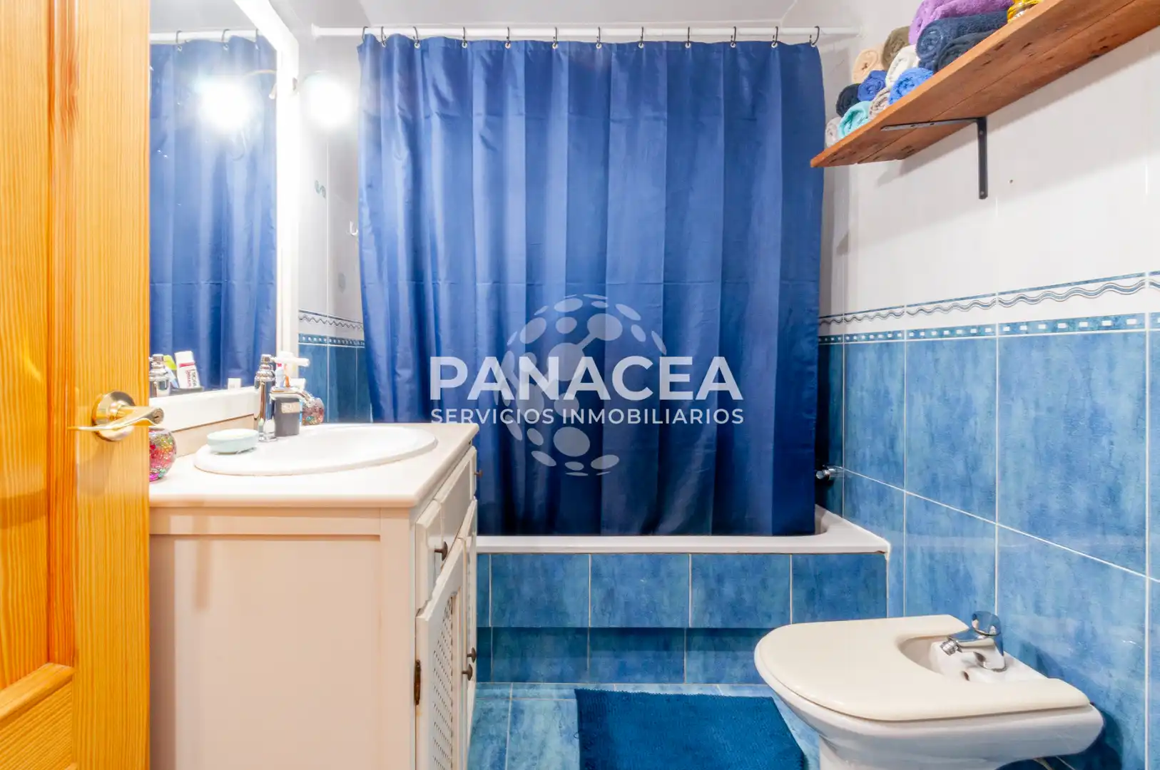 Bathroom of Flat for sale in Roquetas de Mar ciudad