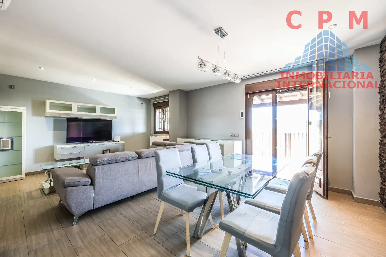 Sala d'estar de Casa adosada de lloguer en Móstoles amb Aire condicionat, Calefacció i Jardí privat